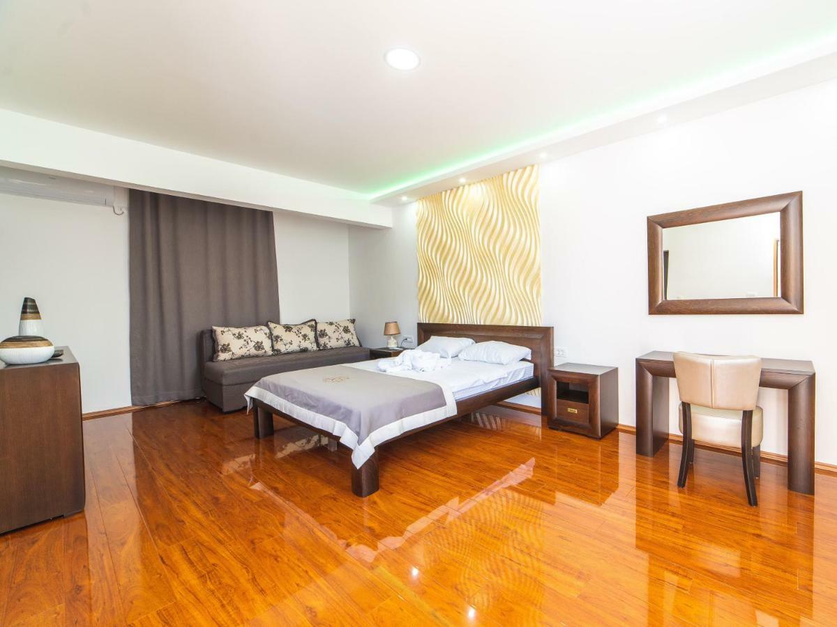 Hotel Royal Garden Nikšić Екстериор снимка