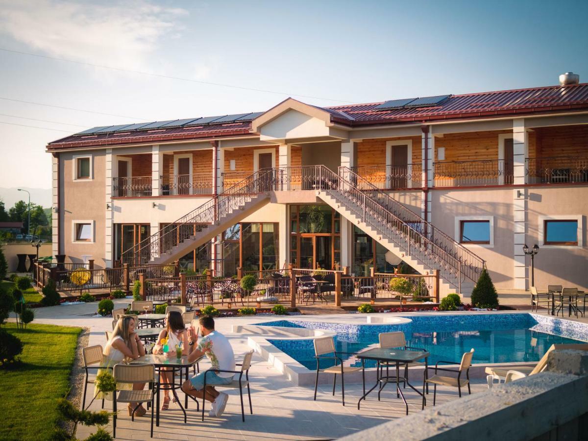 Hotel Royal Garden Nikšić Екстериор снимка