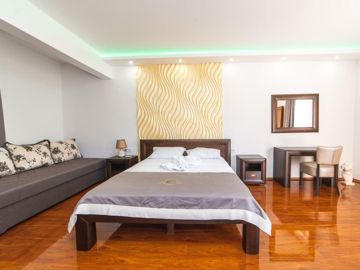 Hotel Royal Garden Nikšić Екстериор снимка